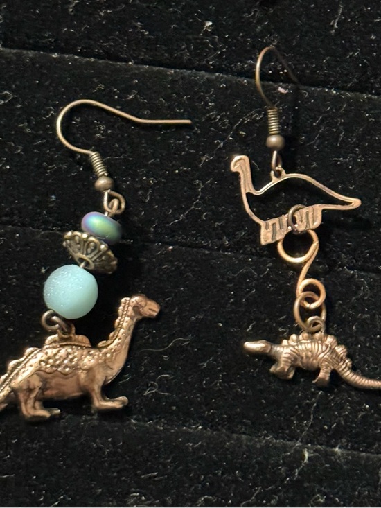 Handmade Jewelry - Mismatched Dinosaur Drop Earrings- Blue Accent Beads 🦕